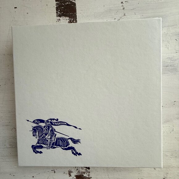 Burberry Cashmere Scarf - Unisex - Picture 5 of 5